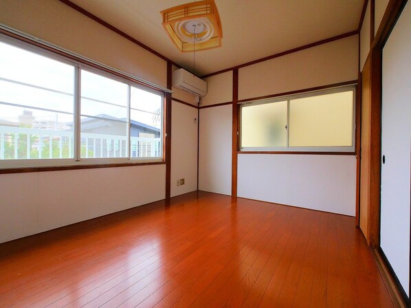 コーポファミーユの物件内観写真